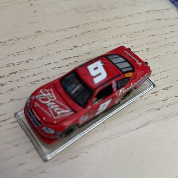Kasey Kahne 9 budweiser  collectible  car - Picture 4 of 7